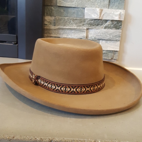 Vintage Oleg Cassini Joseph Magnin Felt 